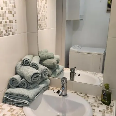 Maisonnette De Proche Holiday home *