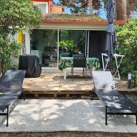 Maisonnette De Proche Holiday home *