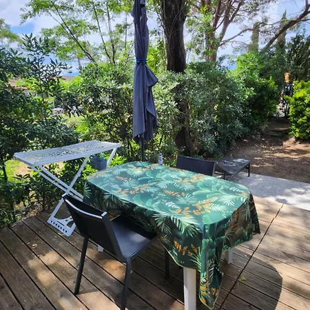Maisonnette De Proche Borgo (Corsica)